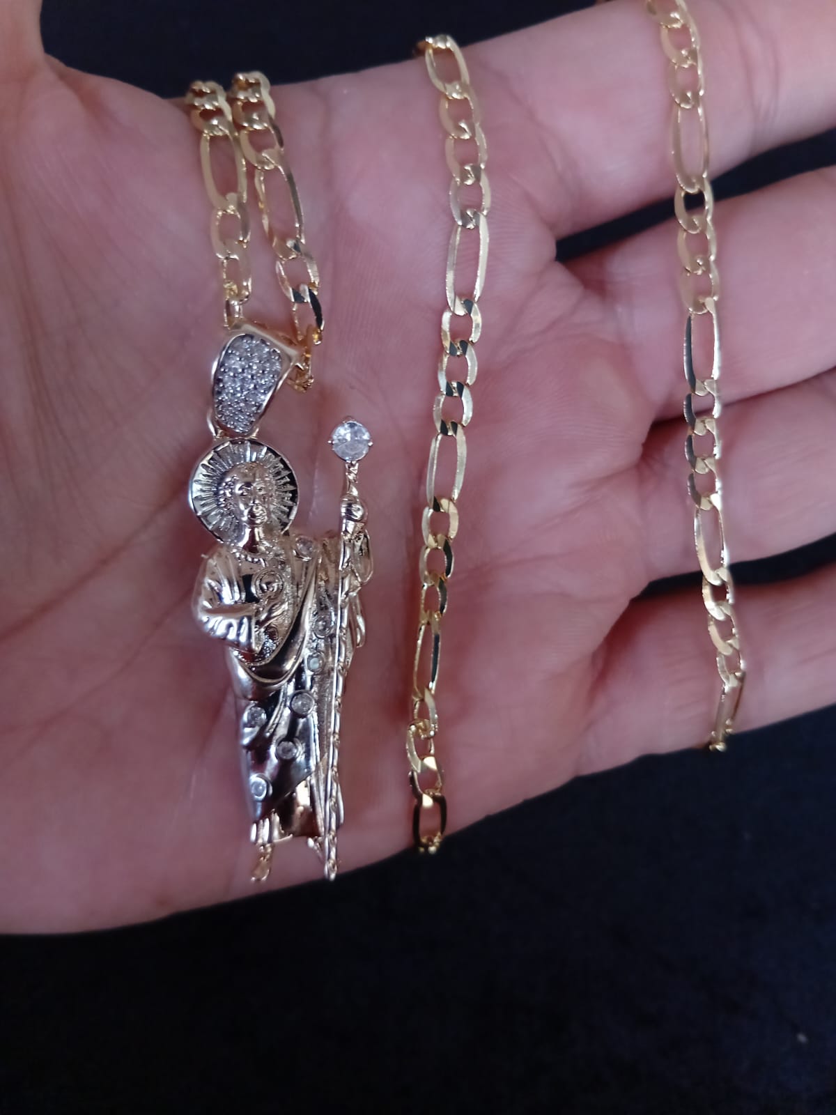 Dije  grande San Juditas  oro laminado