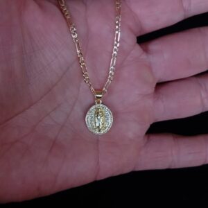 Medalla Zirconia oro laminado