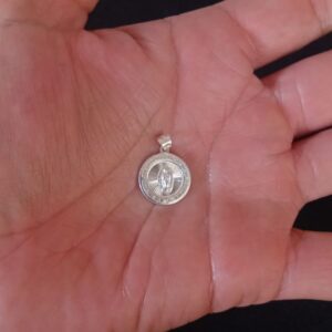 Medalla zirconia plata .925