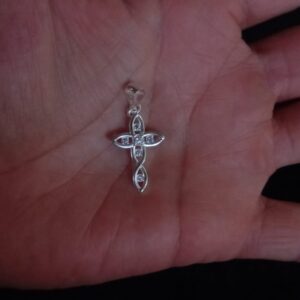 Cruz chica plata .925