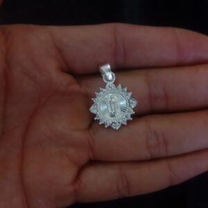 Medalla zirconia plata .925