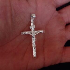 Cruz mediana plata .925