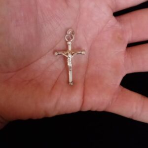 Cruz chica plata .925