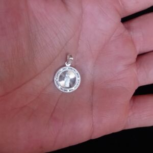 Medalla zirconia plata .925