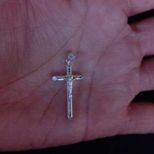 Cruz chica plata .925
